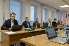 PXL_20251211_080058880.TS-000