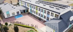 Szkoła Podstawowa w Rudce - ujęcie z drona.